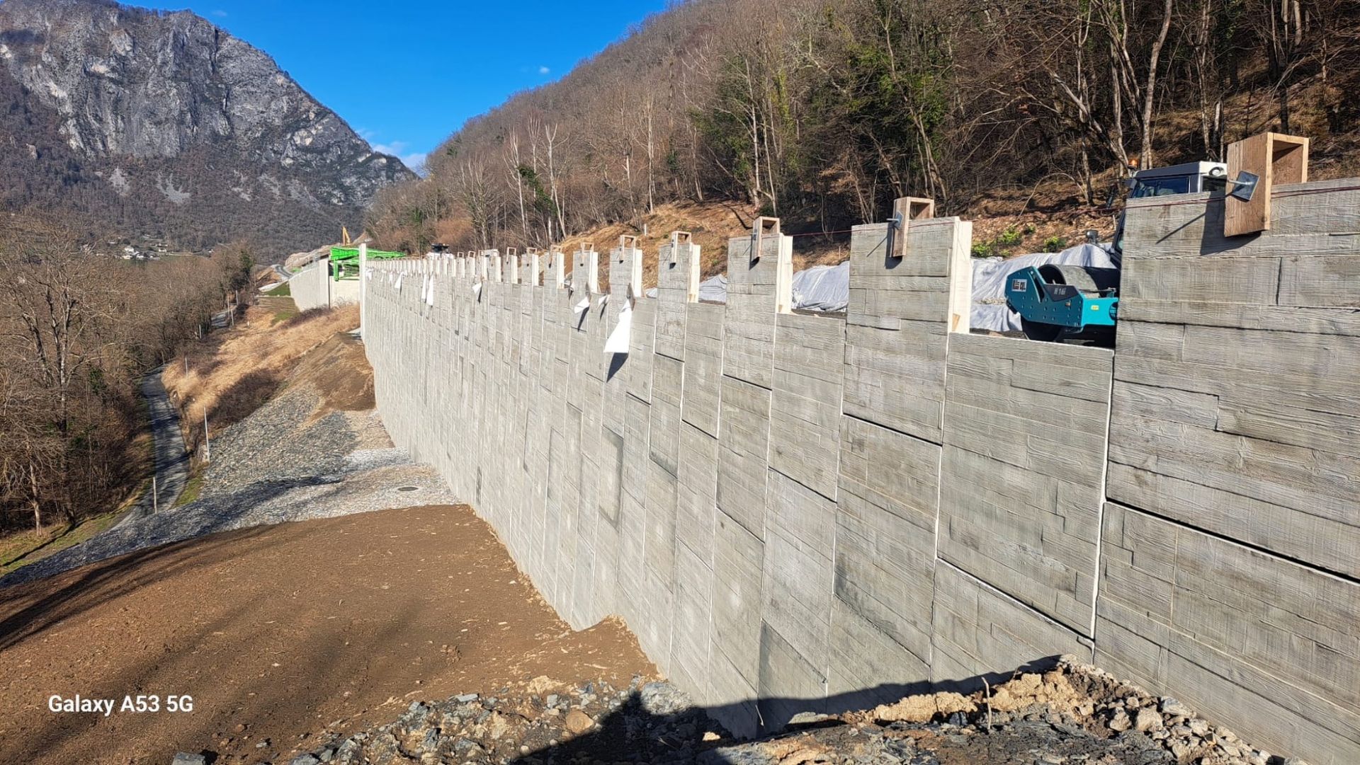 Muro de terra armada em Amarante
